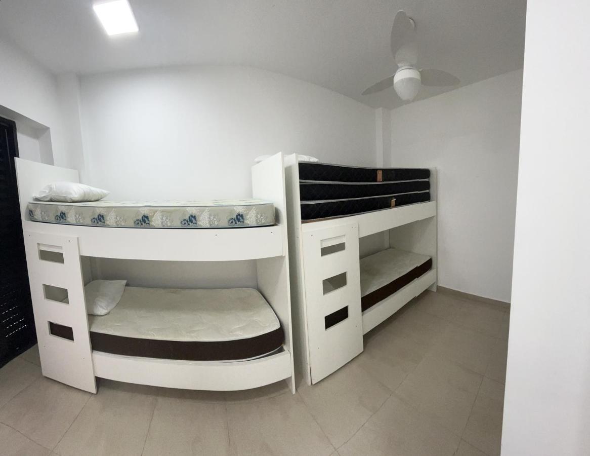 Novo Capitânia Varam 2, Dois Dormitórios, Piscina, Churrasqueira, Duas Vagas De Garagem Apartamento